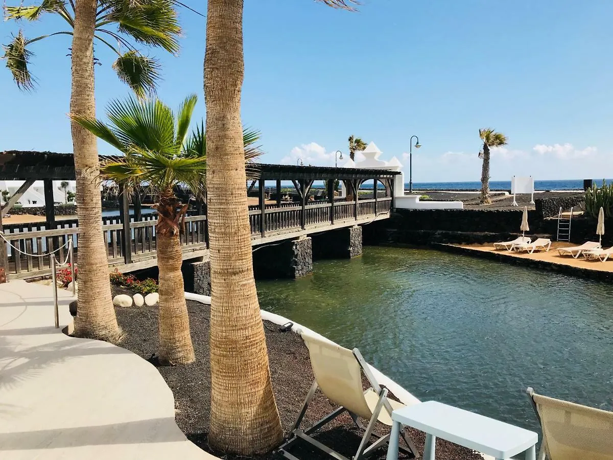 Sands Beach Private Apartments Costa Teguise 0*,  Spanien
